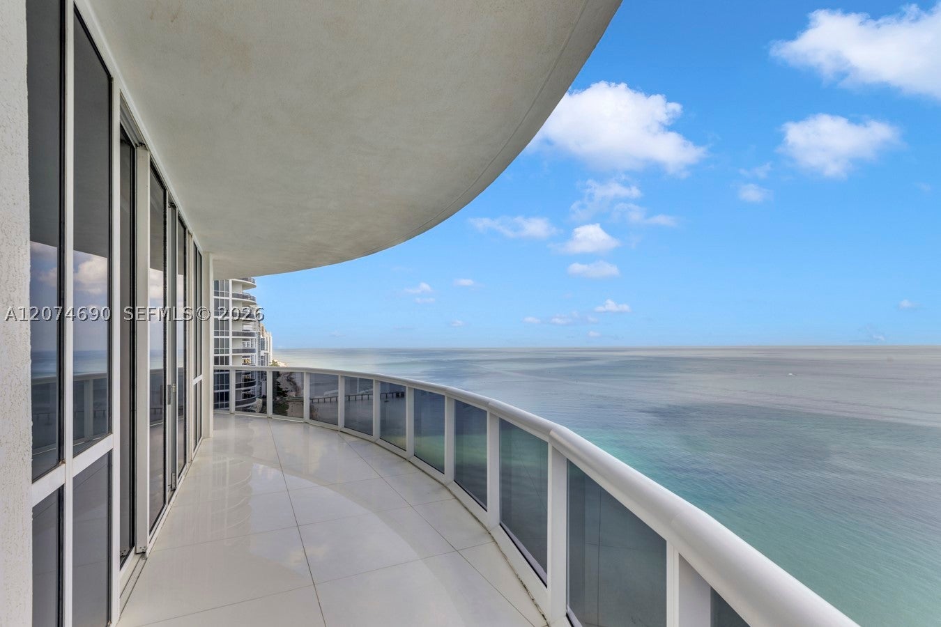 15811 Collins Ave 3001