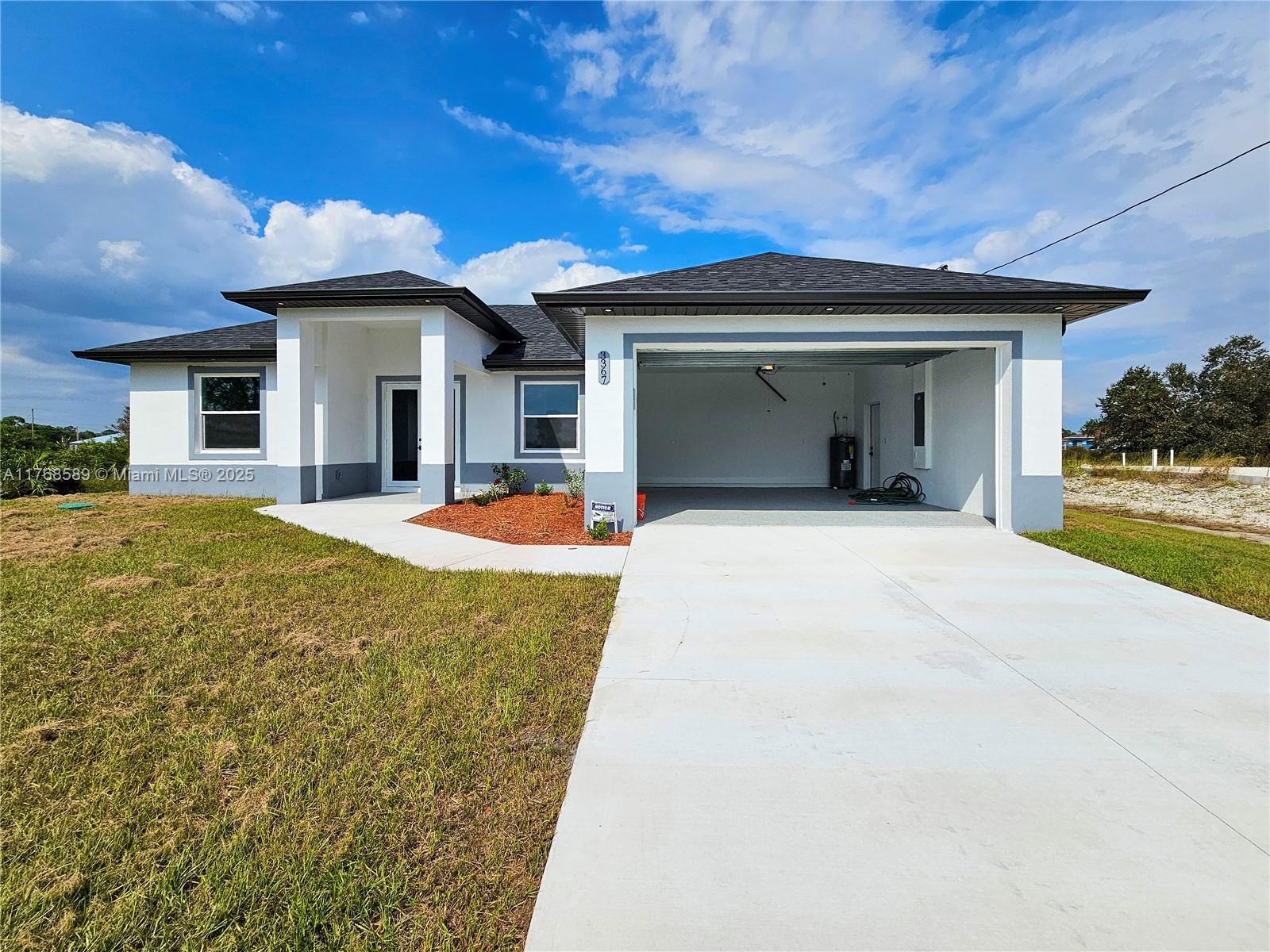 LEHIGH ACRES - Residential