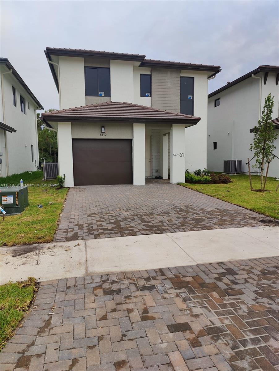 5832 Agostino Way, Ave Maria, Collier County, Florida - 3 Bedrooms  
3 Bathrooms - 