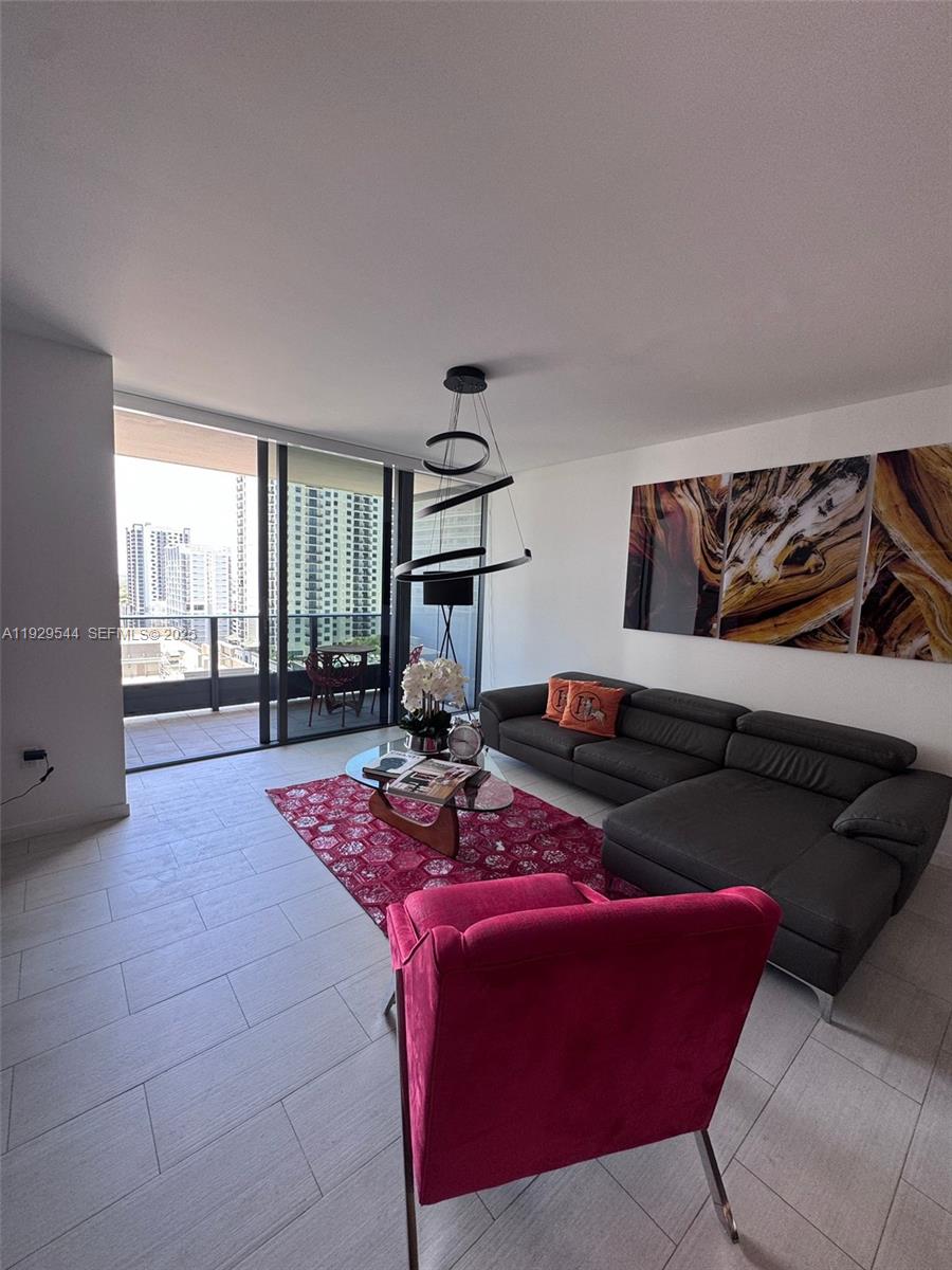 BRICKELL FLATIRON CONDO - Residential Lease