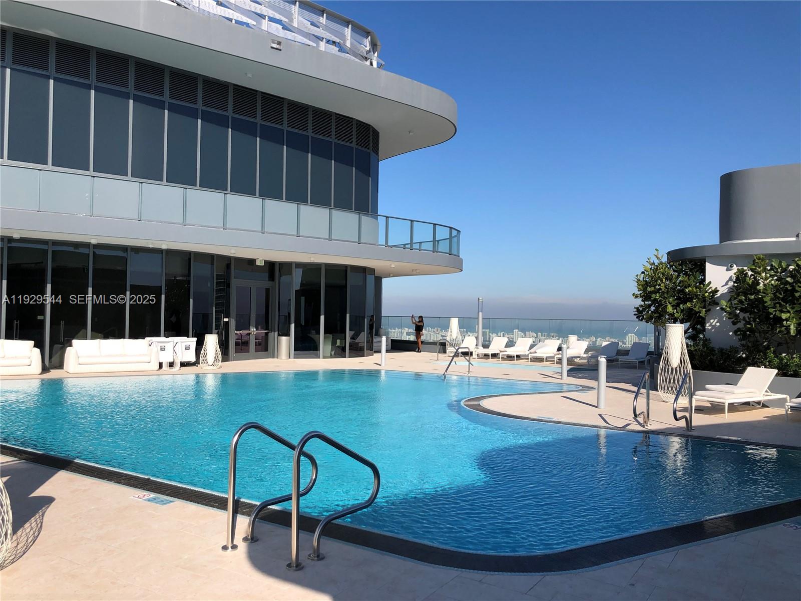 BRICKELL FLATIRON CONDO - Residential Lease