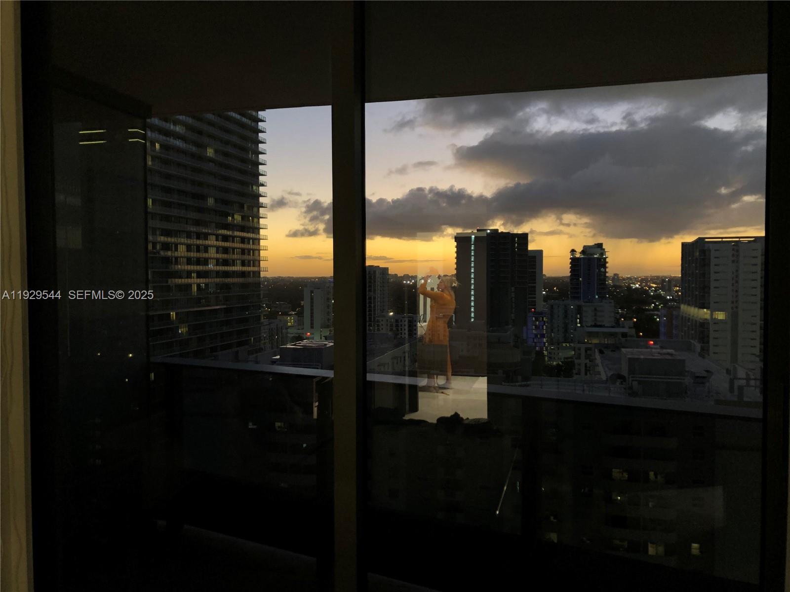 BRICKELL FLATIRON CONDO - Residential Lease