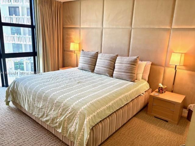 TOWERS OF KEY BISCAYNE CO - Residential