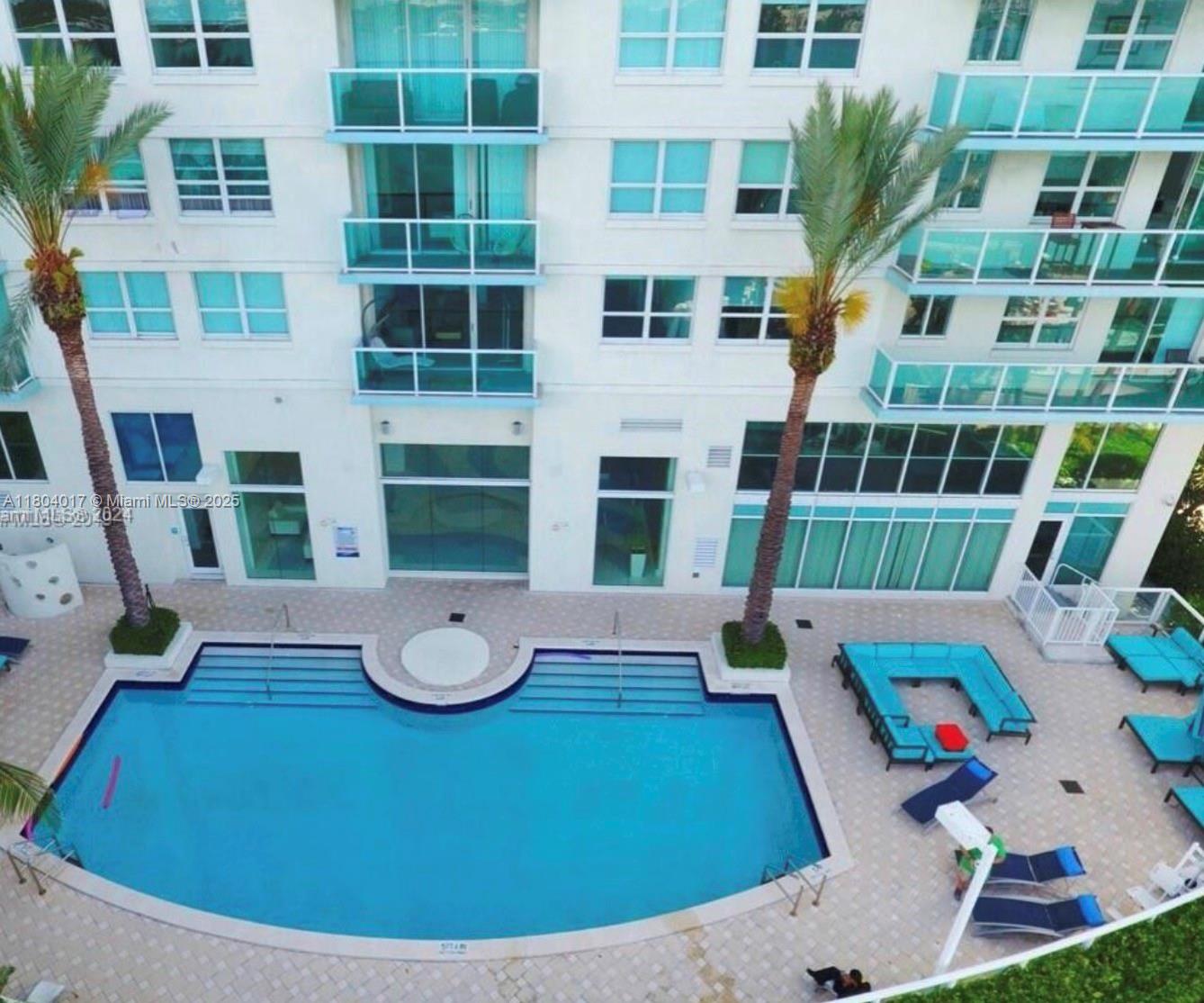 650 West Ave 1206