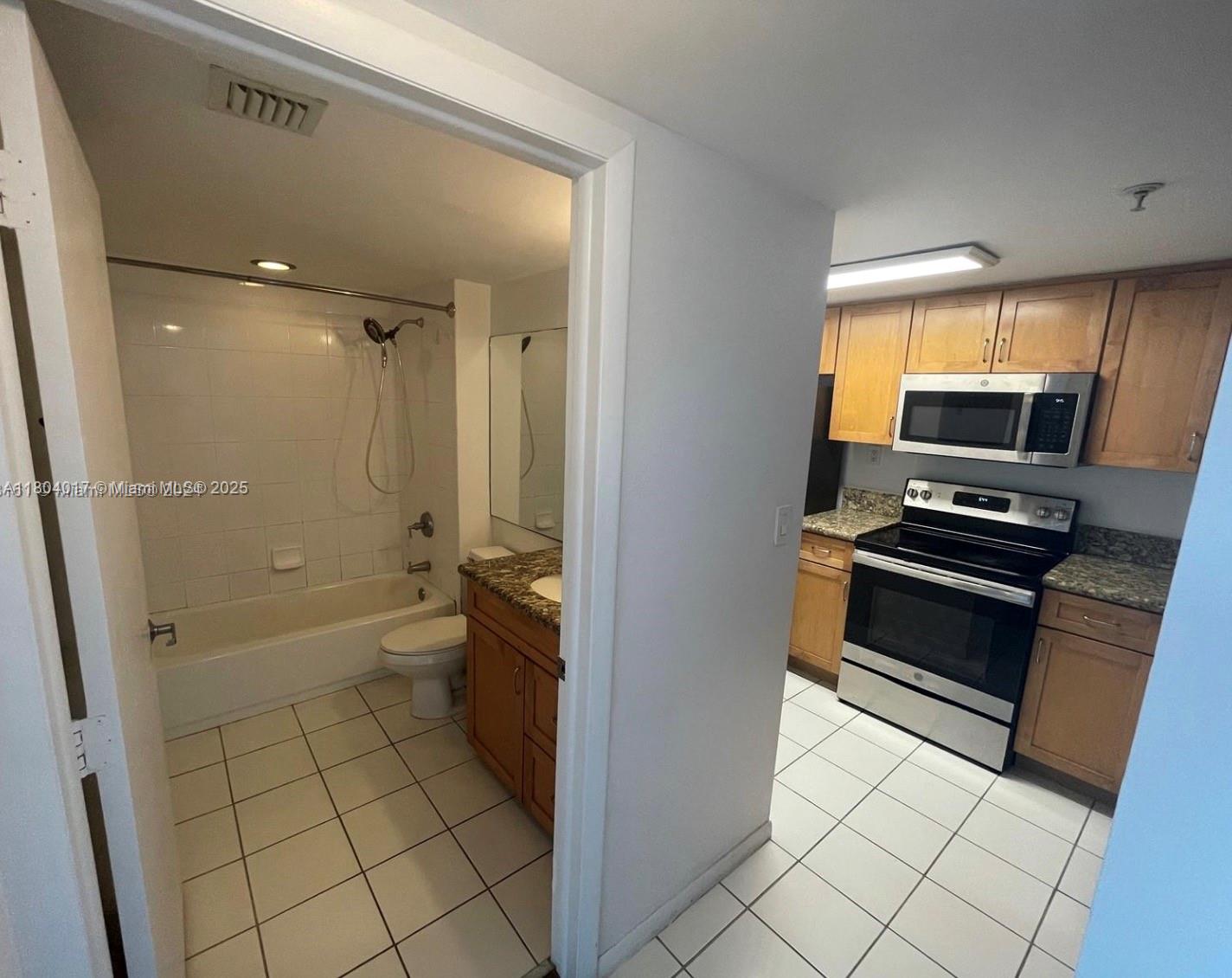 THE FLORIDIAN CONDO - Residential