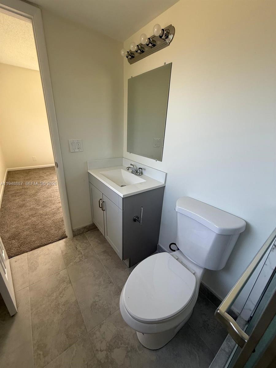 ORIOLE GARDENS 3 CONDO - Residential