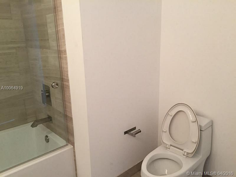 BRICKELL HOUSE - Residential Lease
