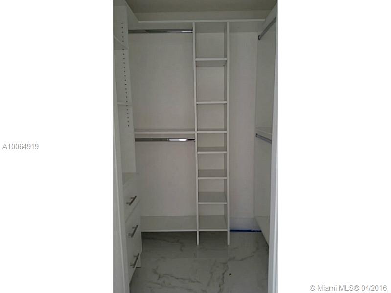 BRICKELL HOUSE - Residential Lease