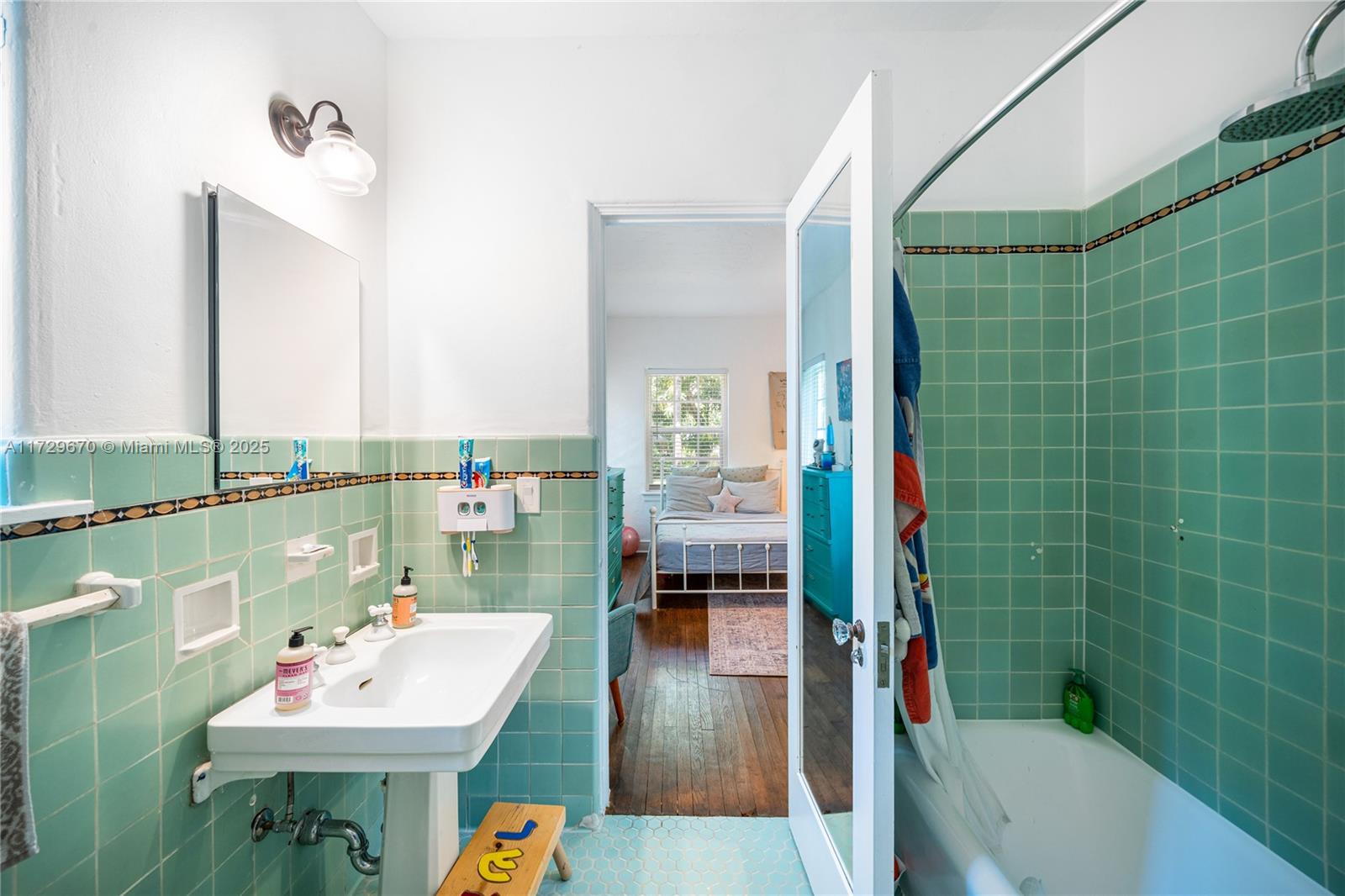 MID GOLF SUB - Residential