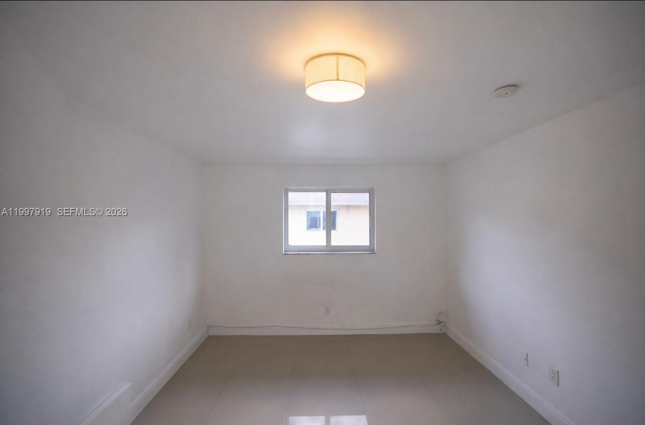 TORRIMAR SUB - Residential Lease