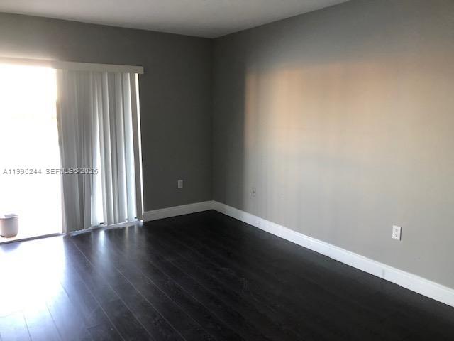 VILLAS AT LAKEVIEW CONDO - Residential