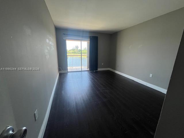 VILLAS AT LAKEVIEW CONDO - Residential