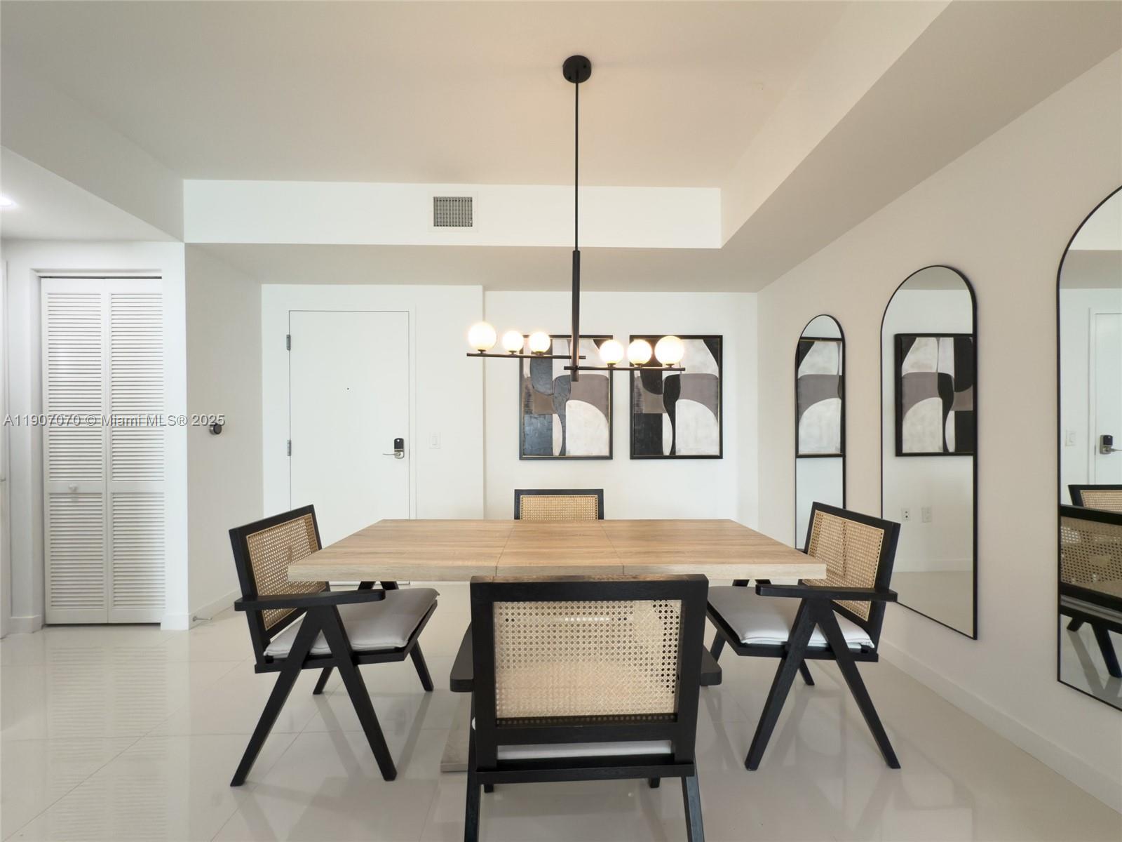 GRAND BAY COMMONS SOUTH - Residential