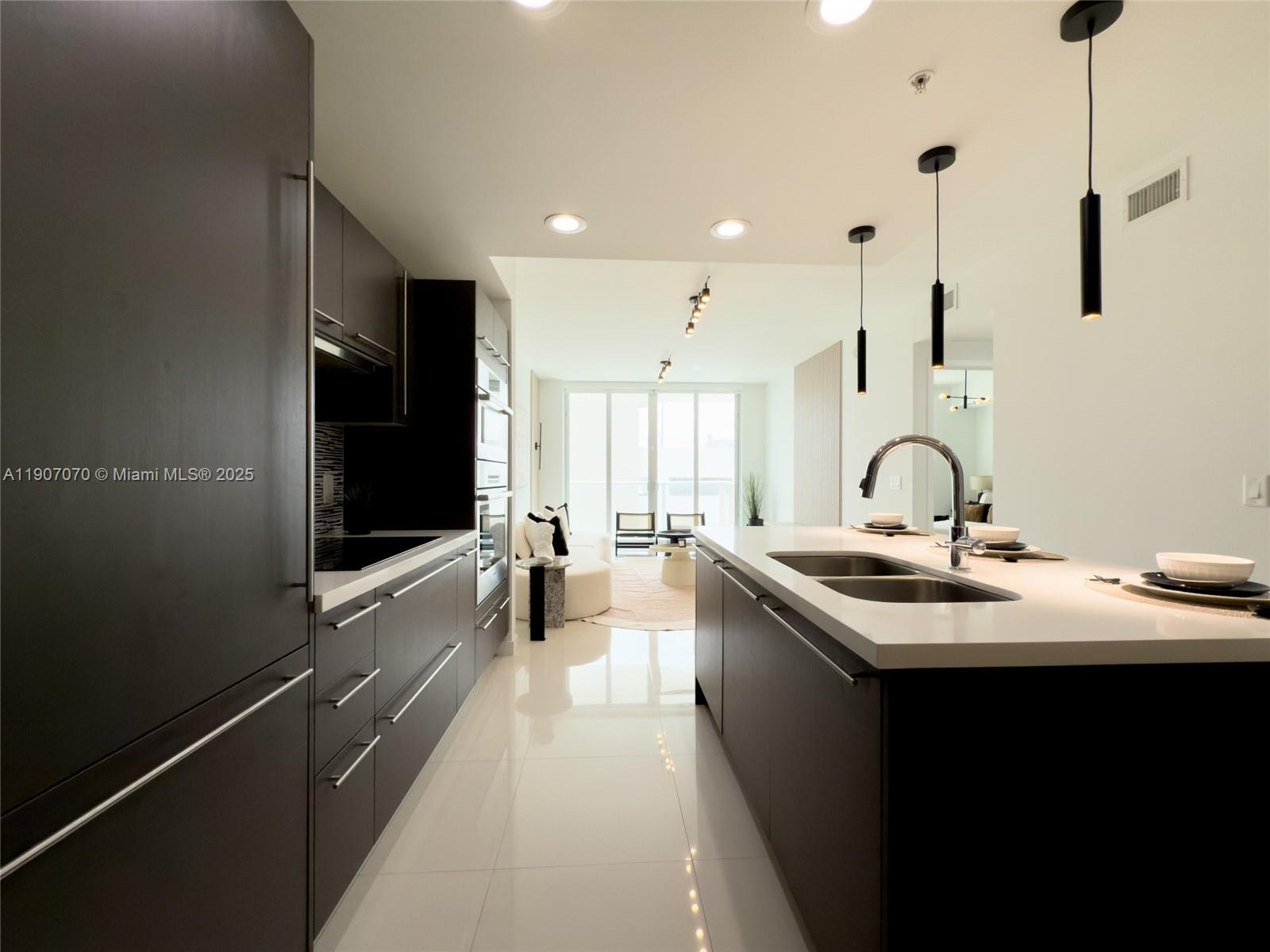 GRAND BAY COMMONS SOUTH - Residential