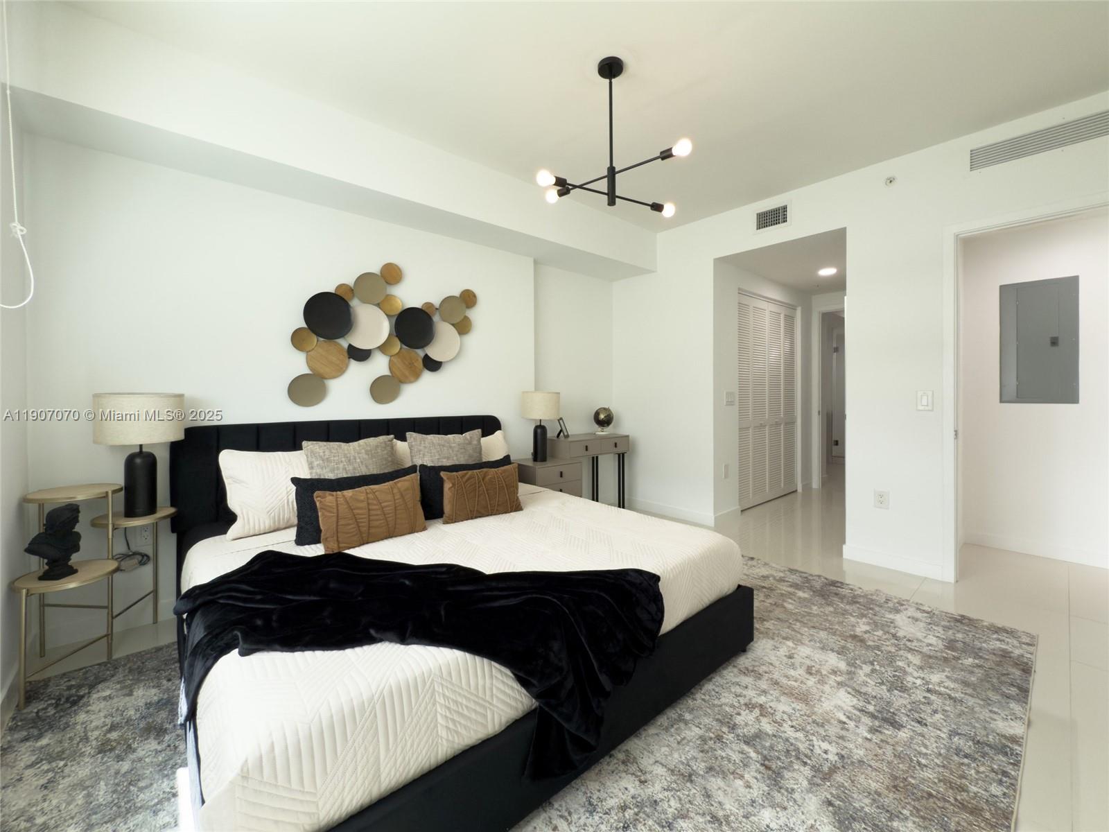 GRAND BAY COMMONS SOUTH - Residential