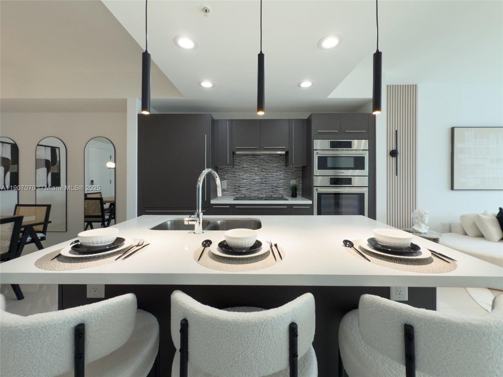 GRAND BAY COMMONS SOUTH - Residential