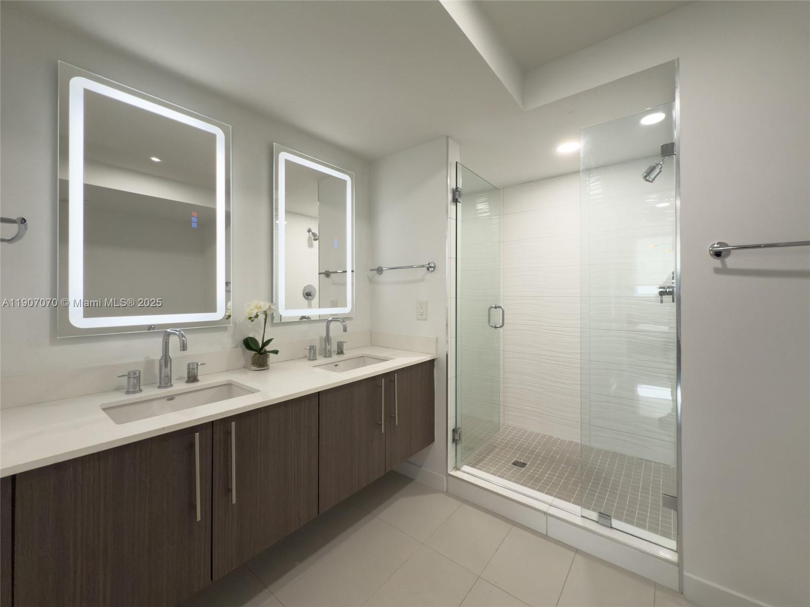 GRAND BAY COMMONS SOUTH - Residential