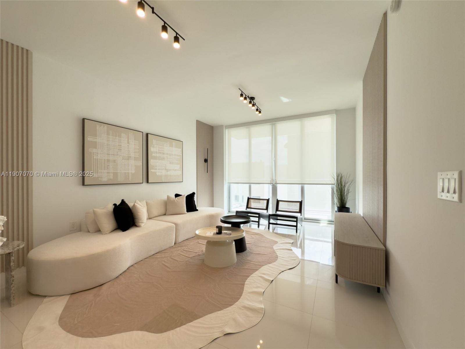 GRAND BAY COMMONS SOUTH - Residential