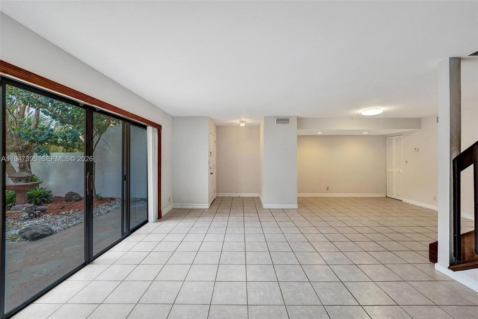 FAMILY TOWNHOUSES OF THE - Residential Lease