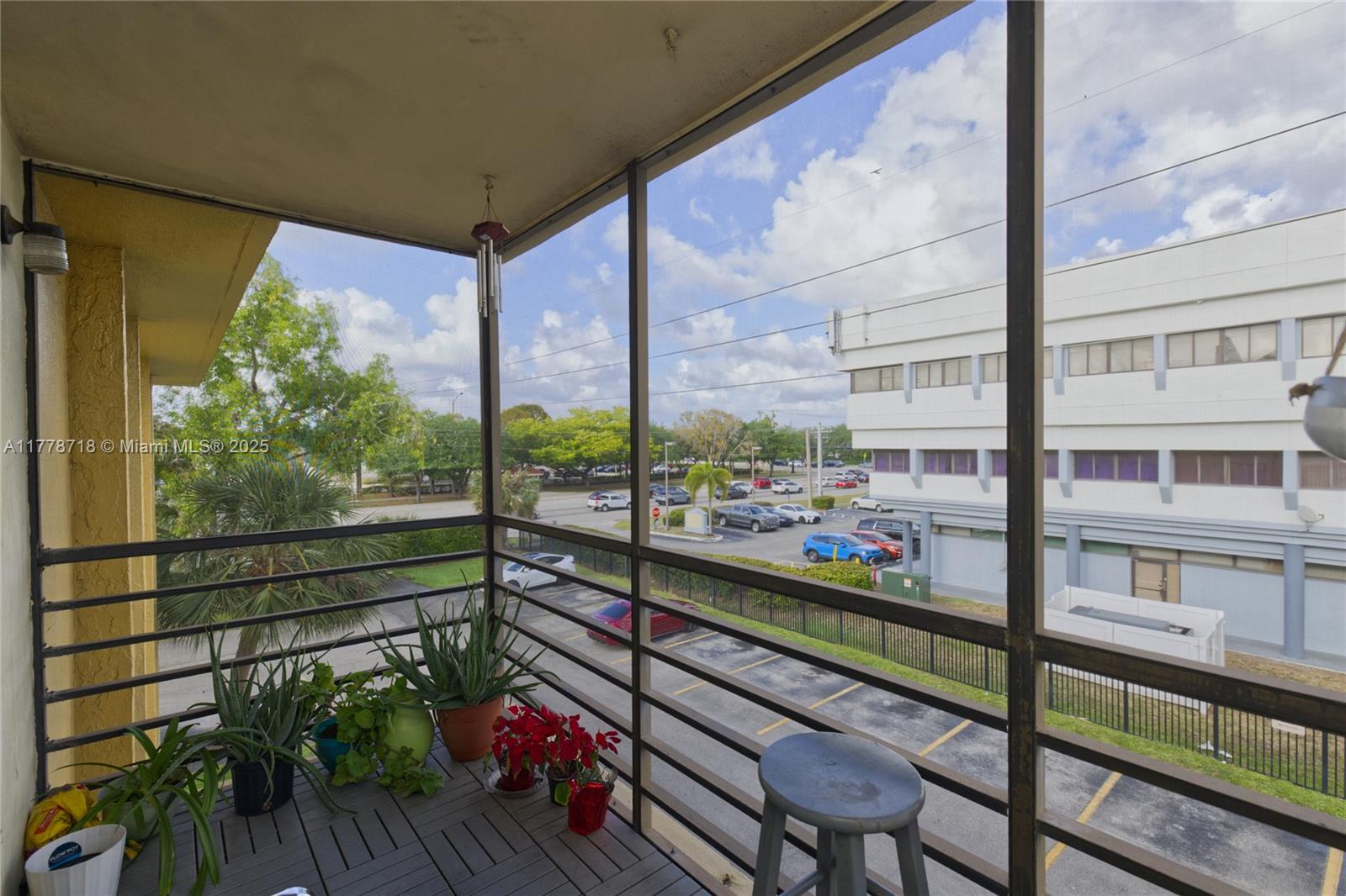 FOXCROFT APTS INC CONDO - Residential