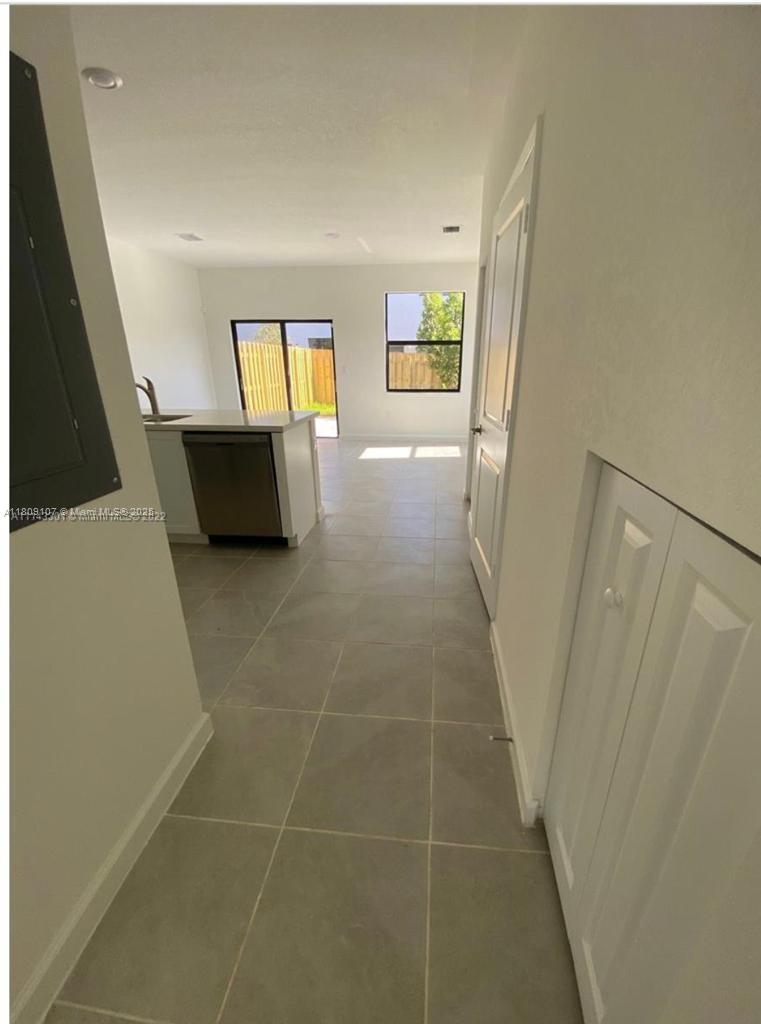 PINE VISTA - Residential