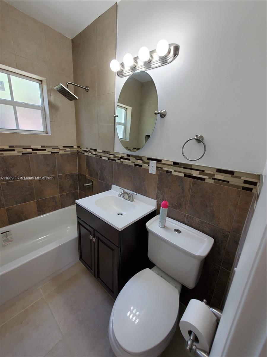 WYND WOOD PARK - Residential Lease