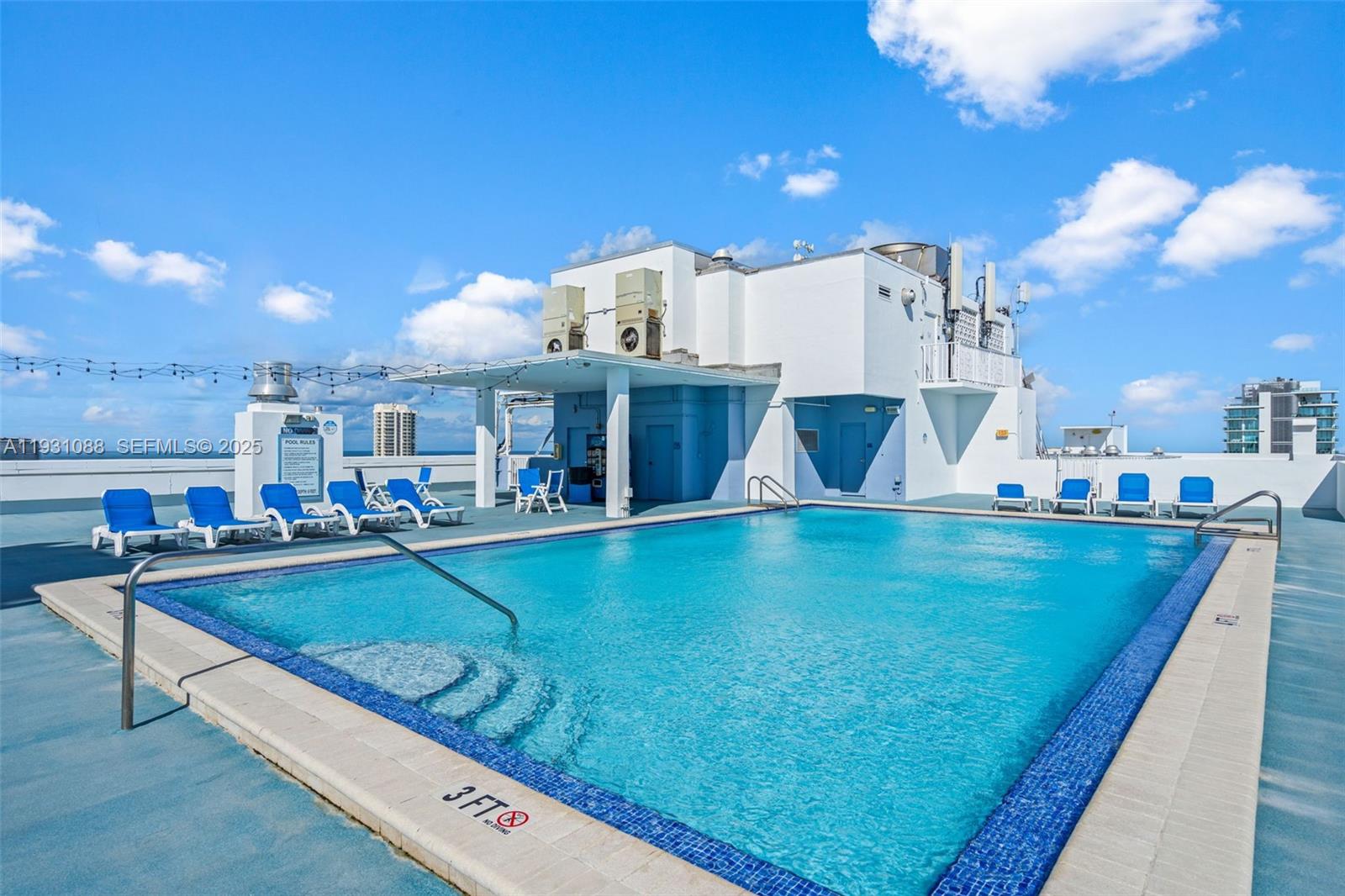 401 BLU OF NORTH BEACH CO - Residential Lease