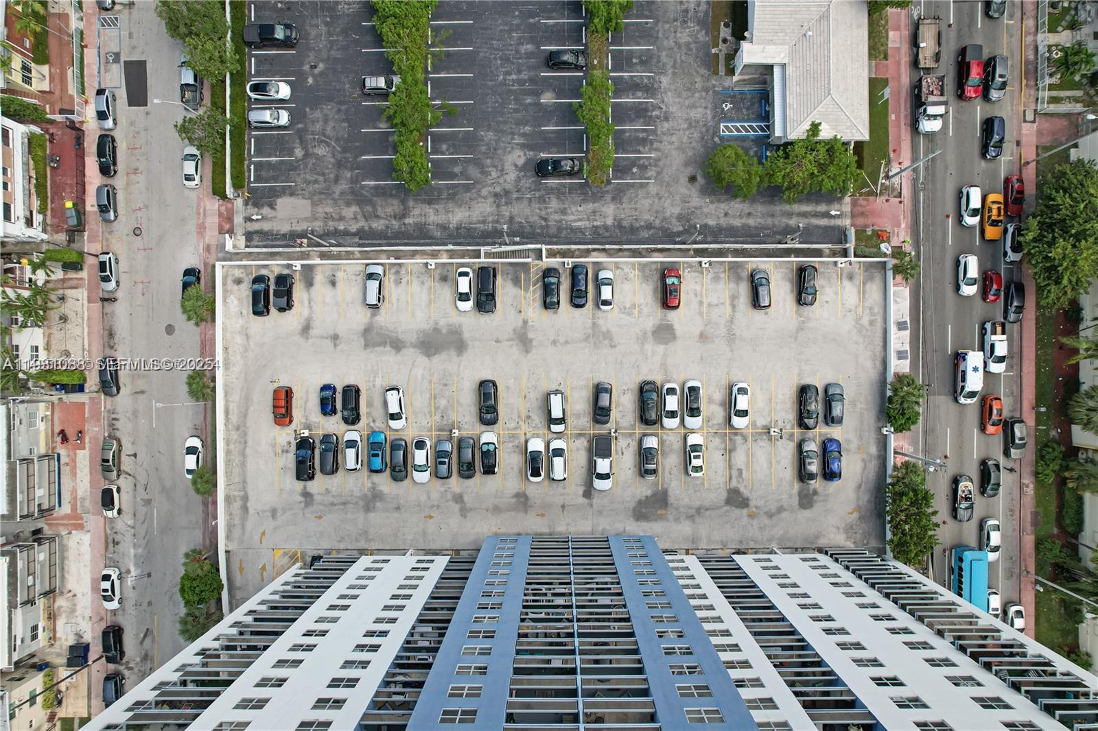 401 BLU OF NORTH BEACH CO - Residential Lease