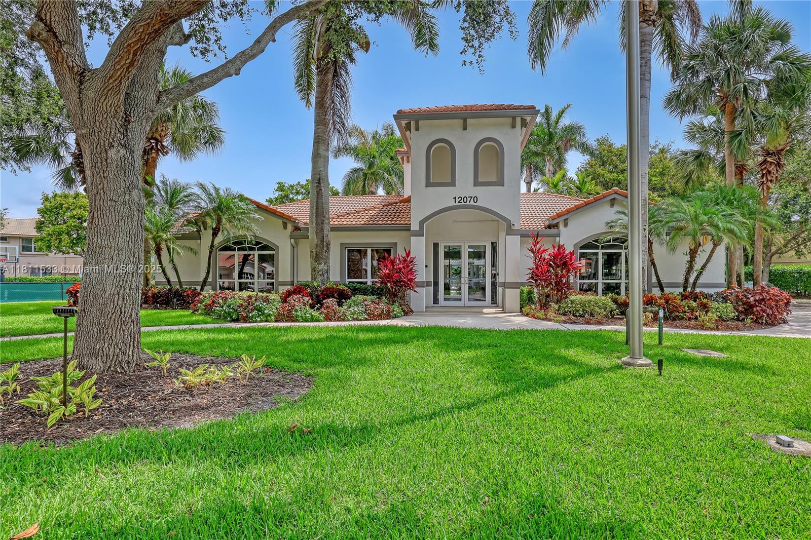 COLONY PRESERVE PUD - Residential