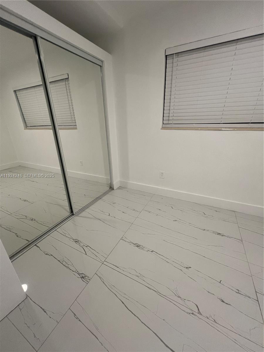 SO MIAMI HEIGHTS MANOR - Residential