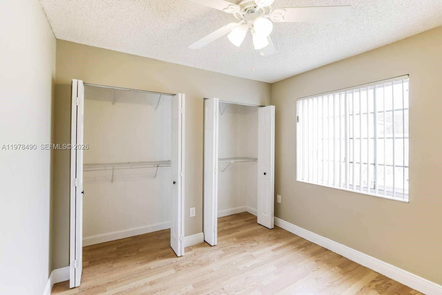 LAKE POINTE SEC 4 - Residential Lease