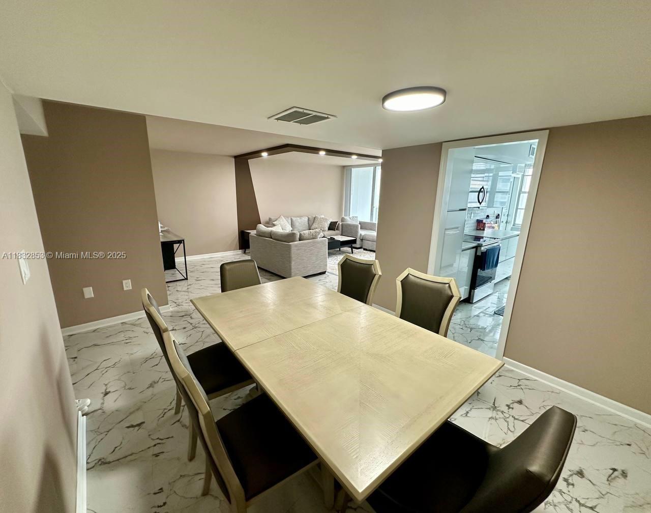 18071 Biscayne Blvd 1601