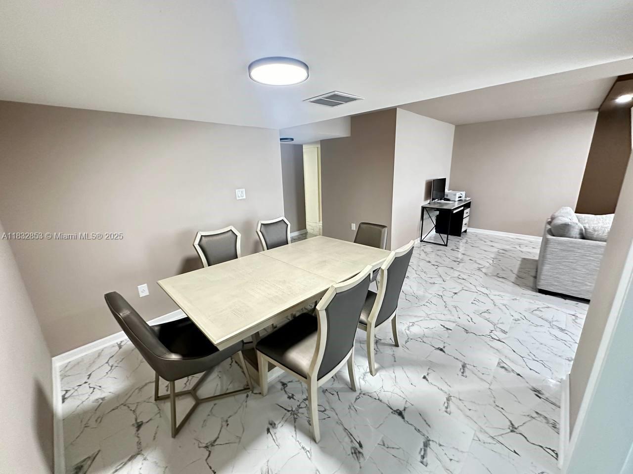 18071 Biscayne Blvd 1601