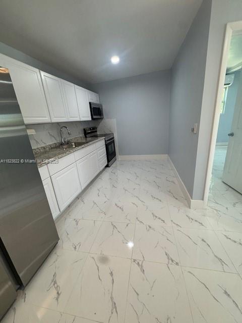 FAIRWAY PARK SEC 3 - Residential Lease