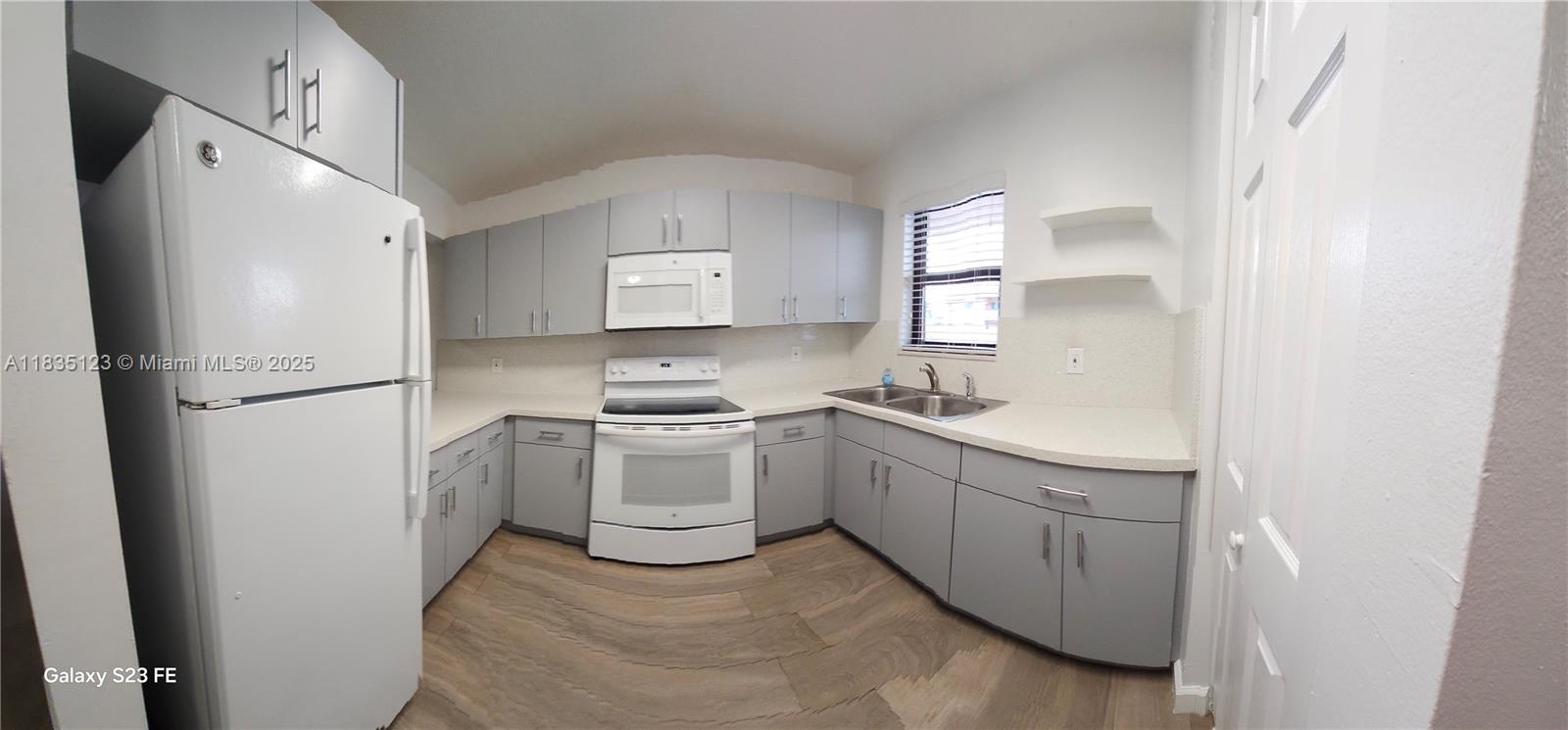 2325 W 60th St E104