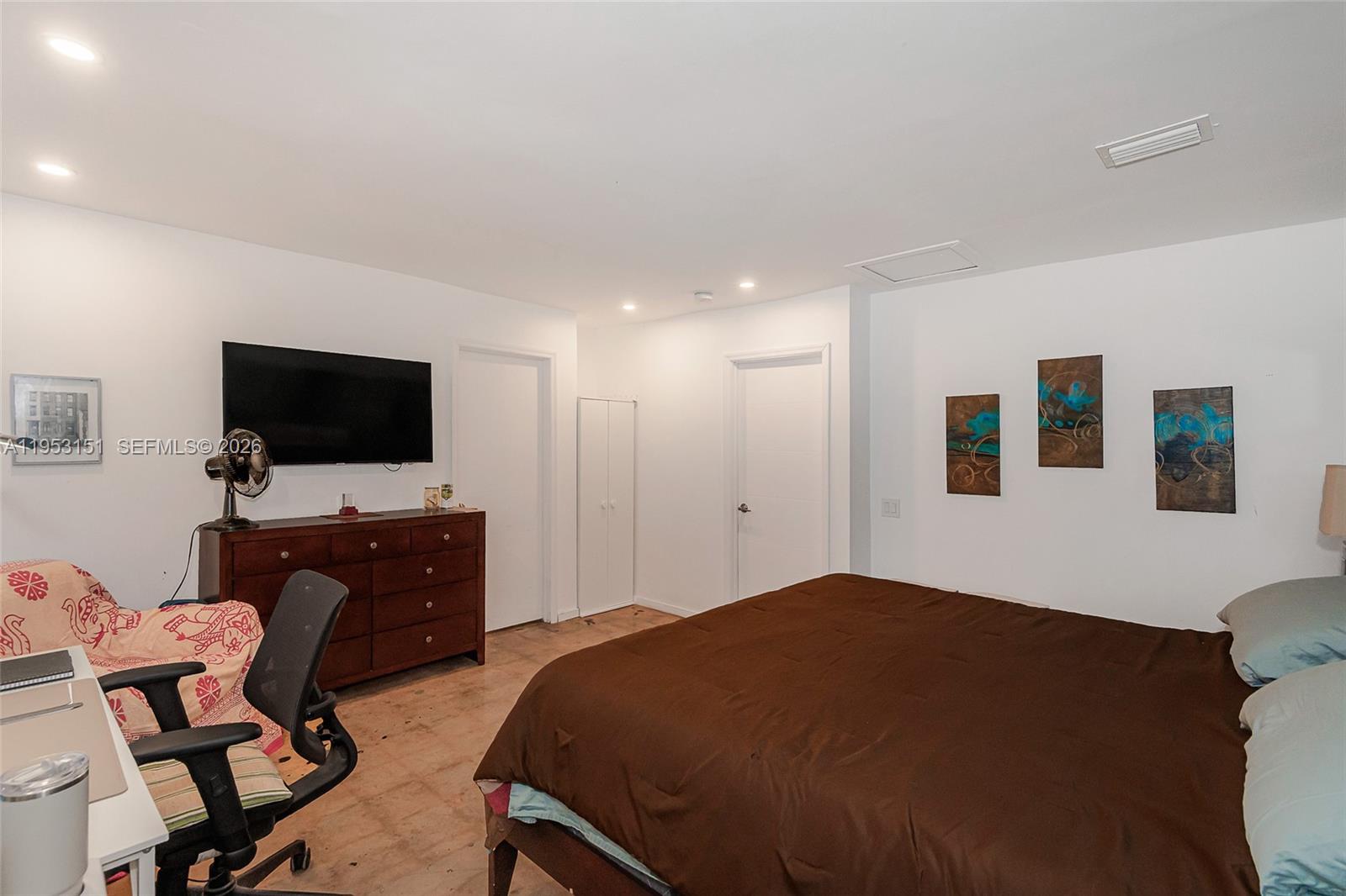 GREEN OAKS - Residential