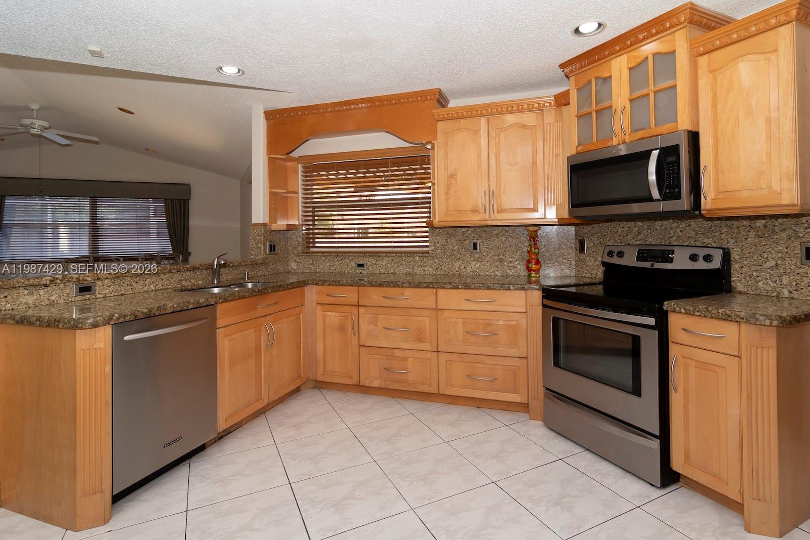 SILVER LAKES PHASE III - Residential