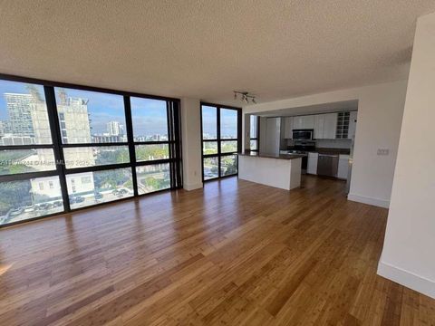 600 NE 36th St 821 Miami FL 33137