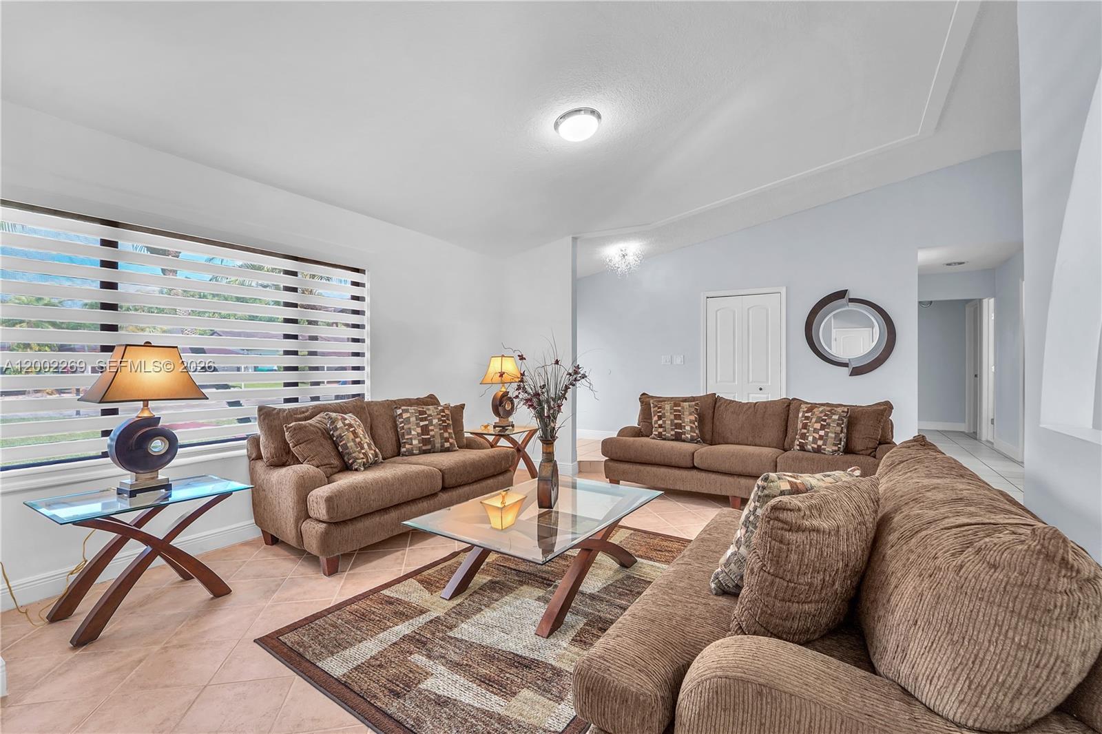 CALUSA FOREST - Residential