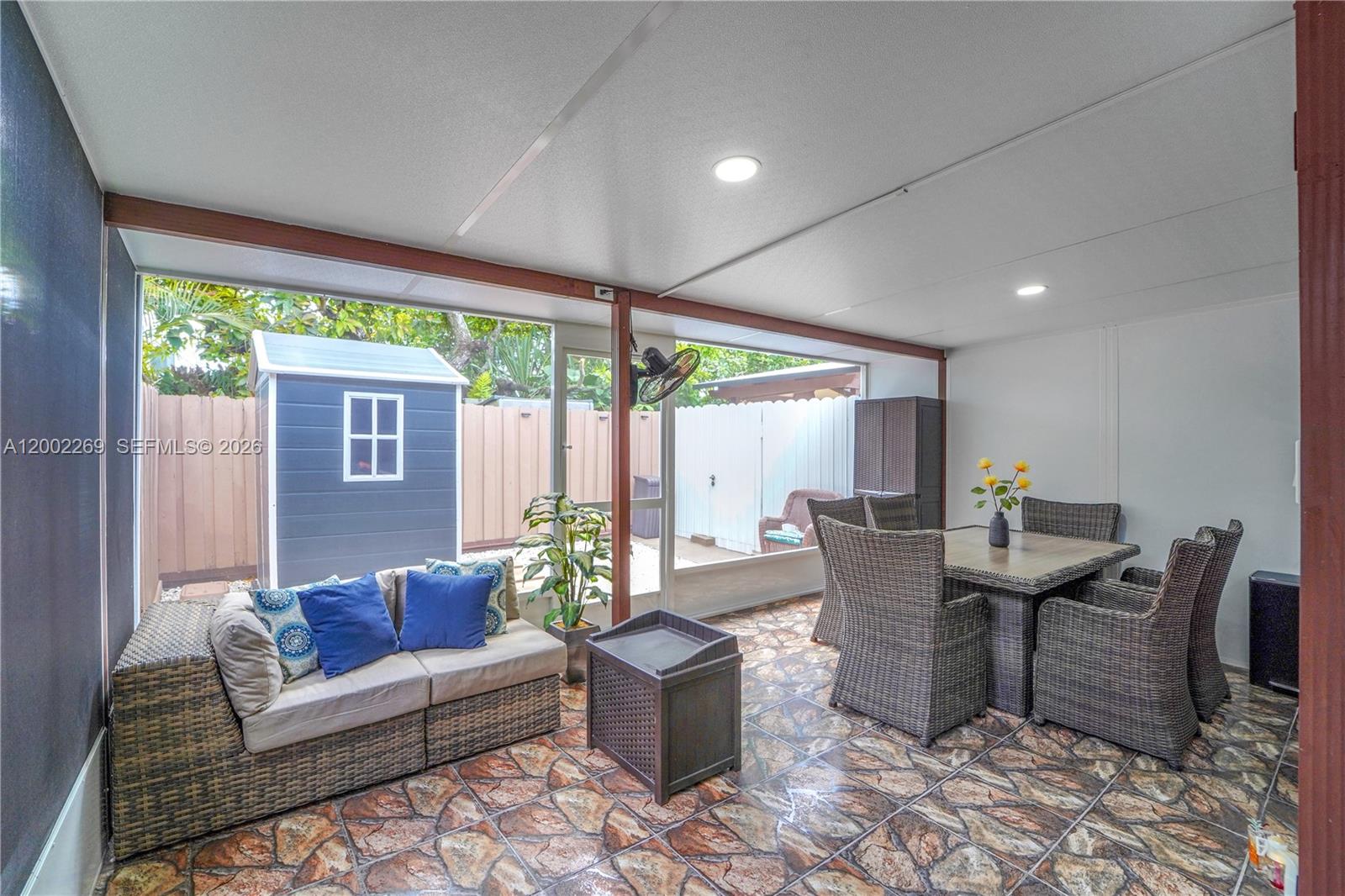 CALUSA FOREST - Residential