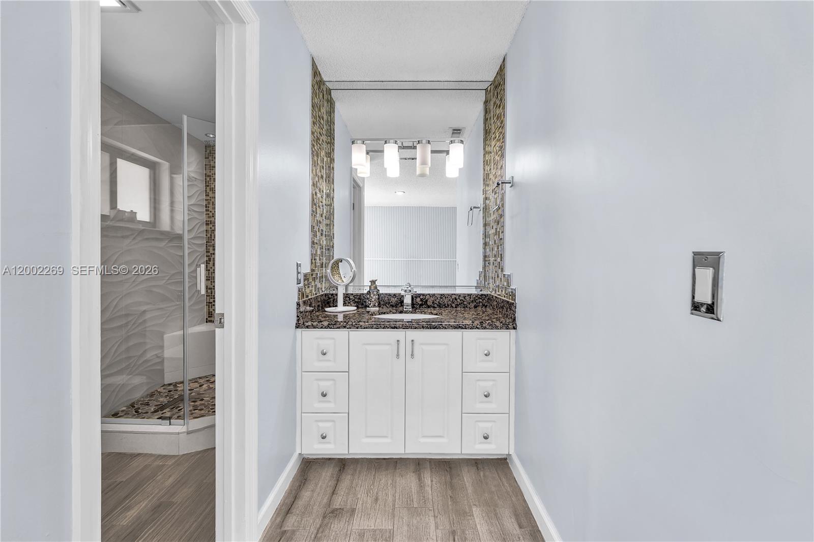 CALUSA FOREST - Residential