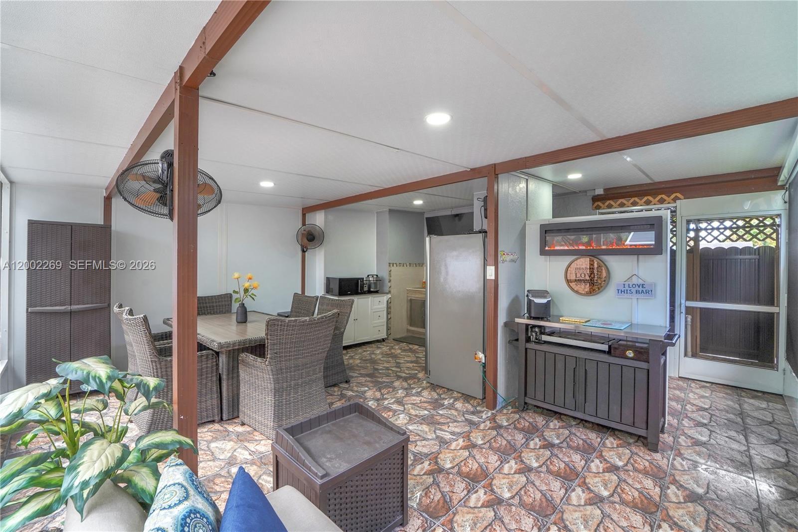 CALUSA FOREST - Residential