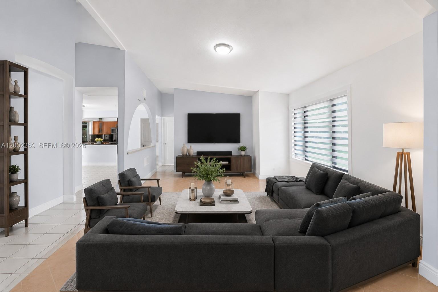 CALUSA FOREST - Residential