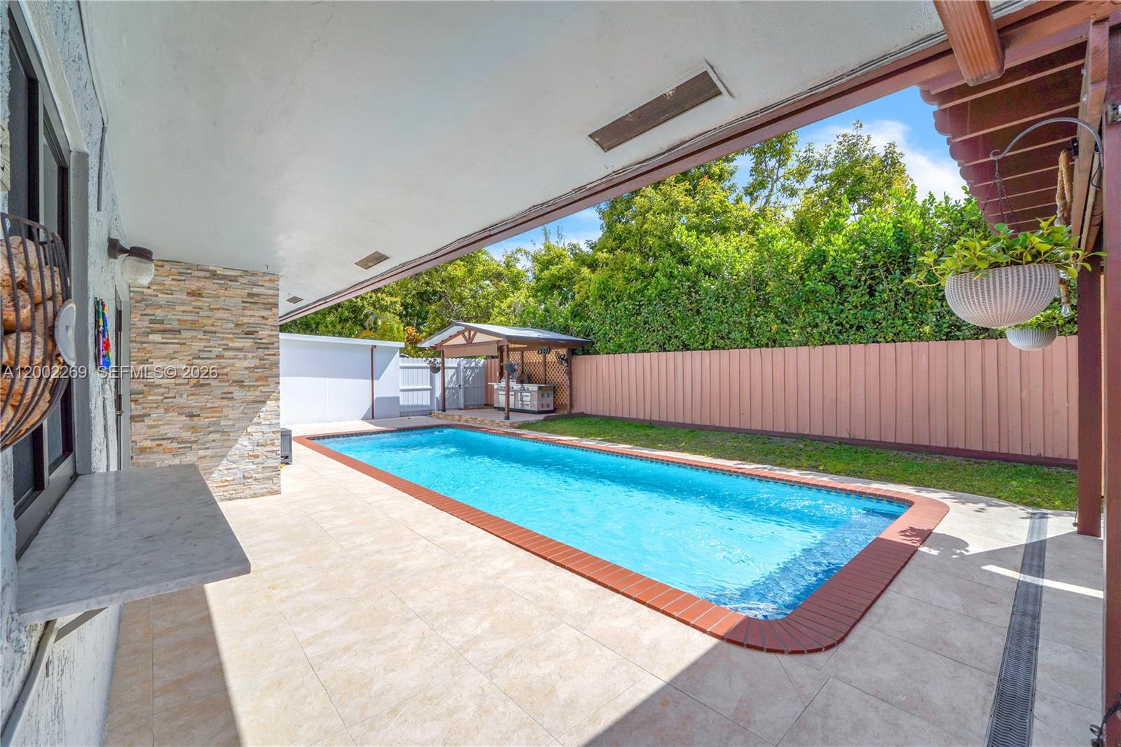 CALUSA FOREST - Residential