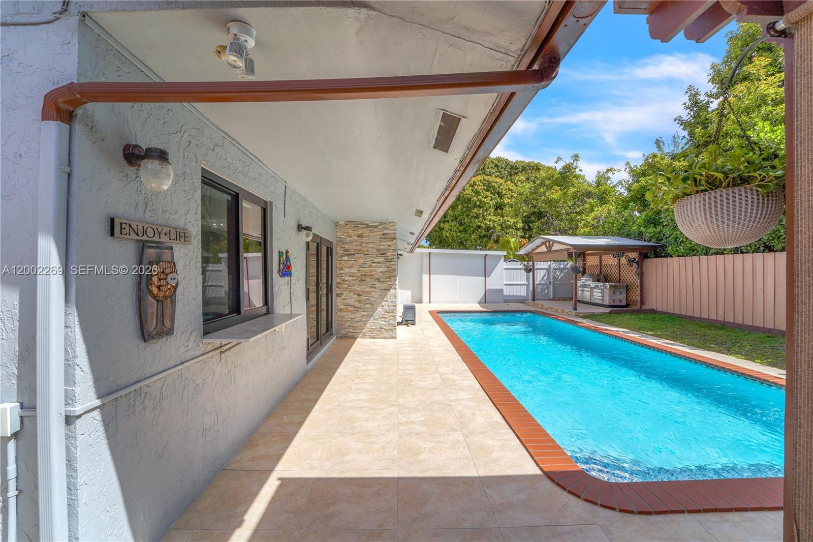 CALUSA FOREST - Residential