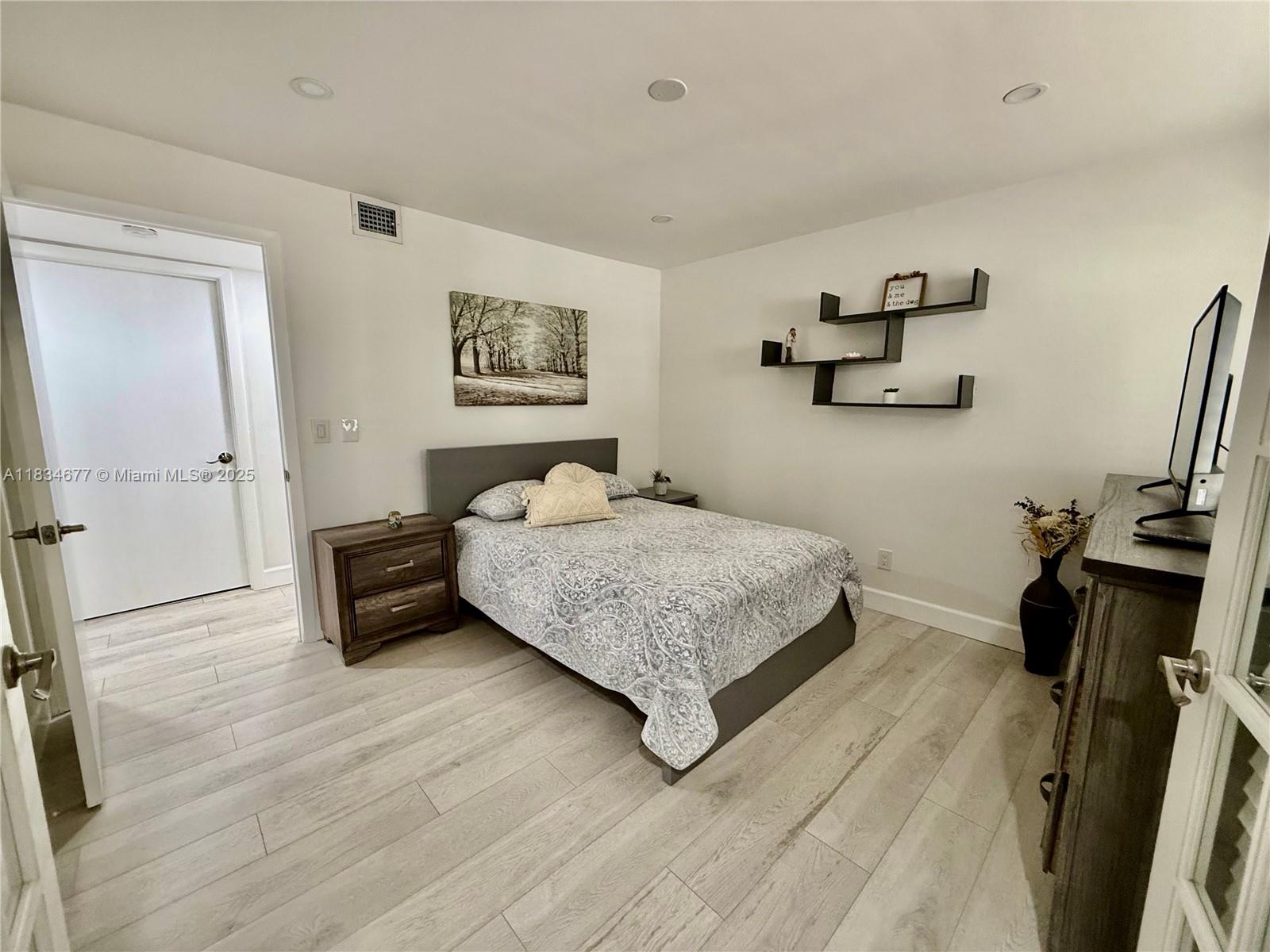 PARC COURT CONDO - Residential