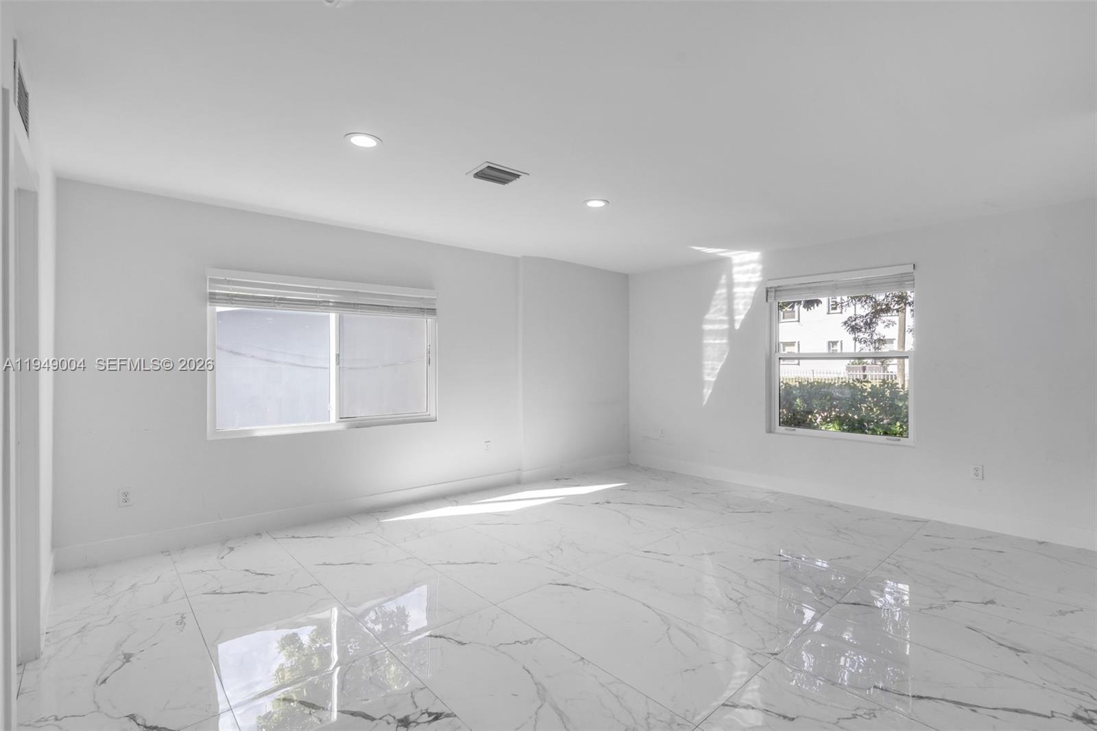 MARLBOROUGH - Residential