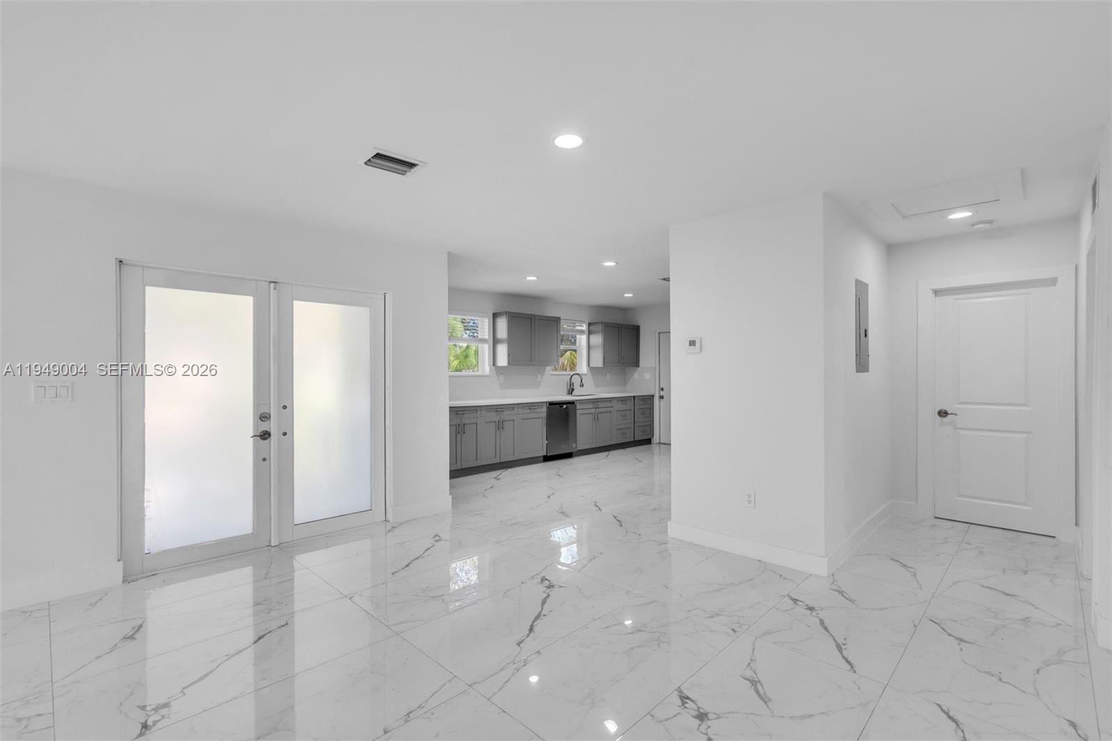 MARLBOROUGH - Residential