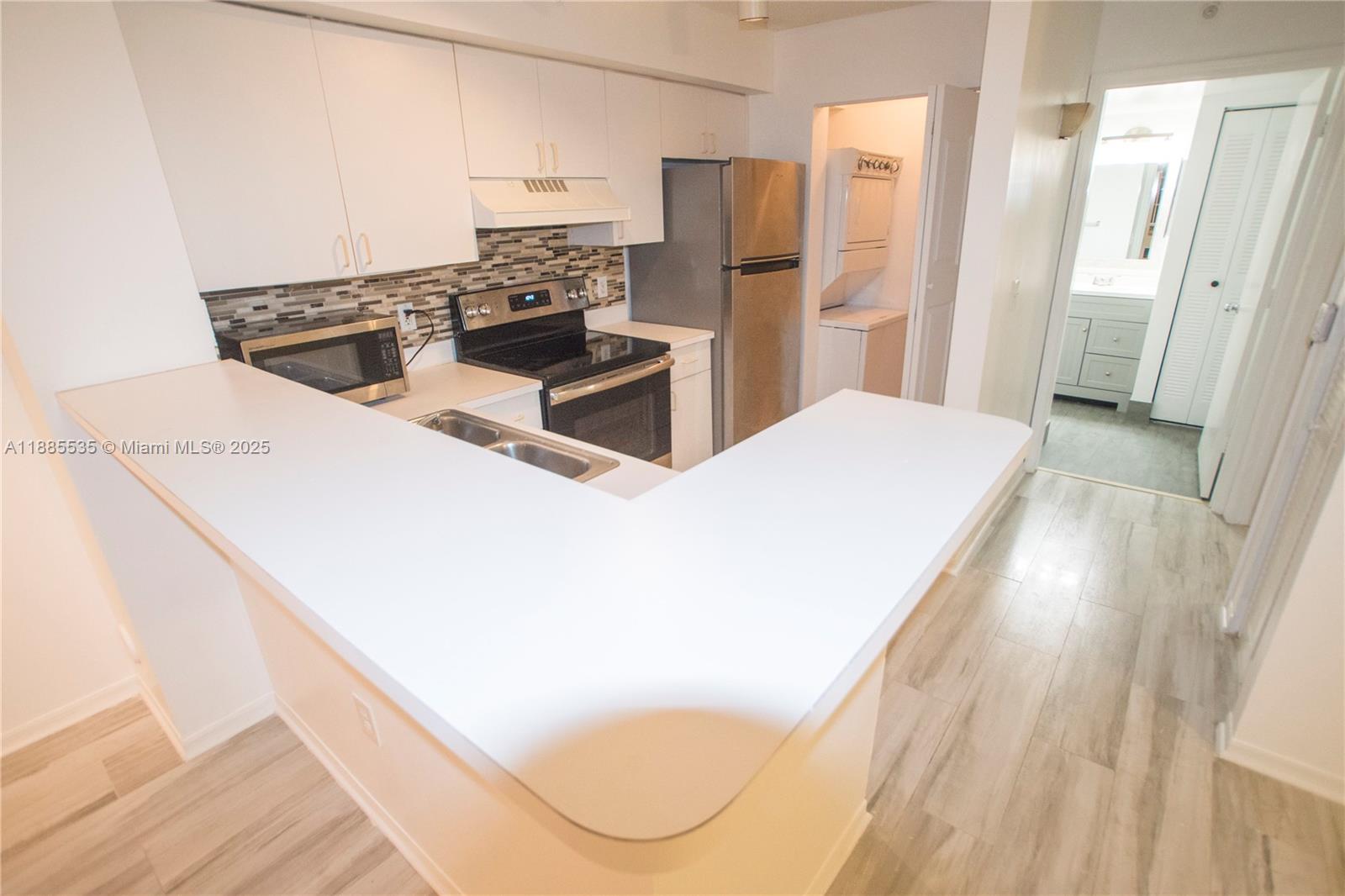 ST ANDREWS CONDO - Residential Lease