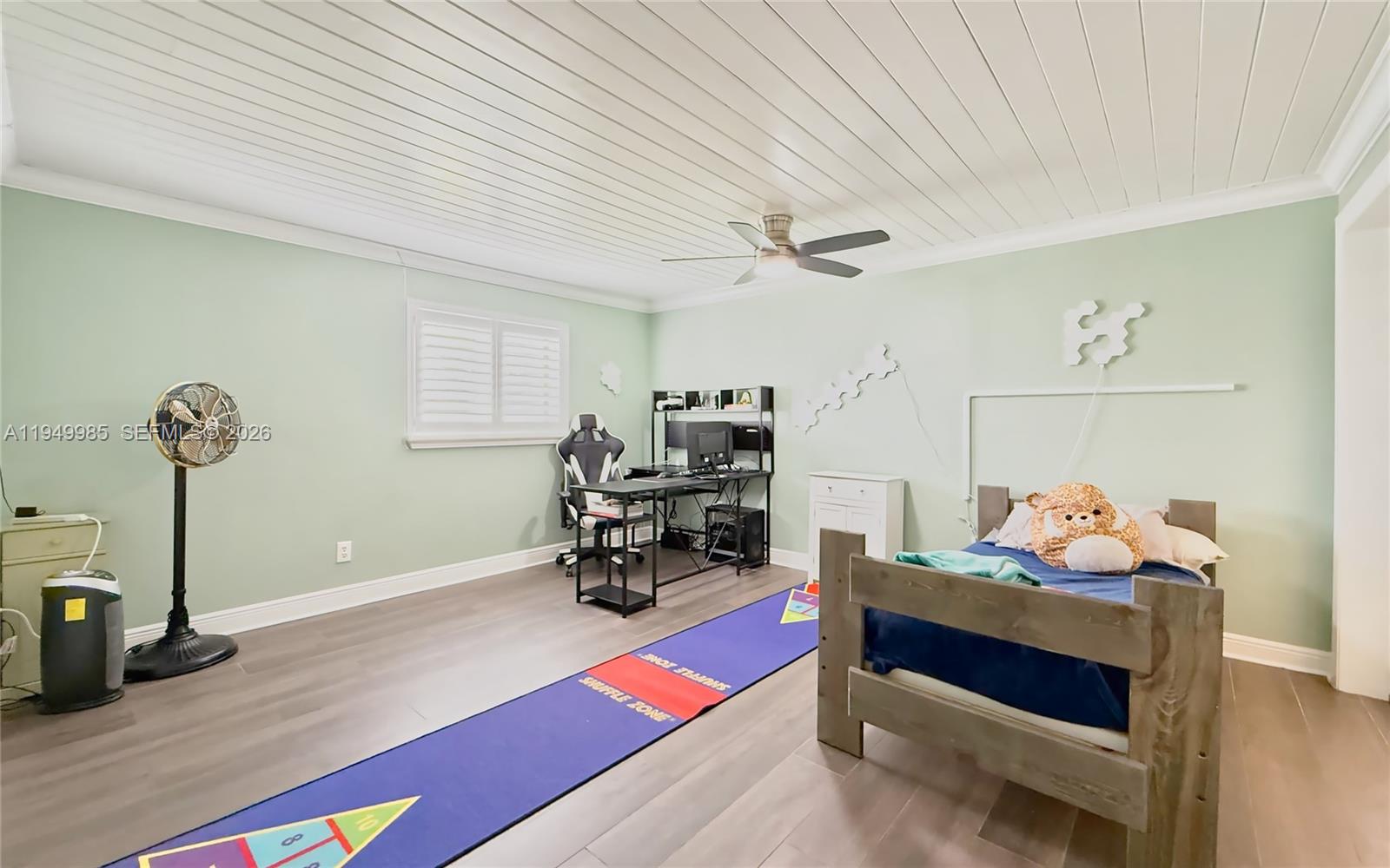 REDLANDS - Residential